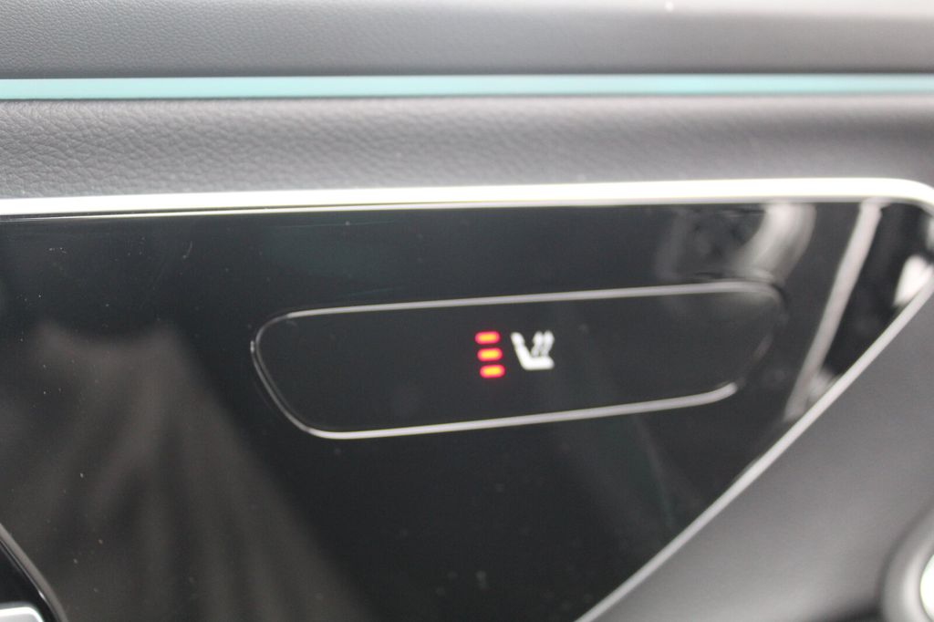 Mercedes-Benz E 300 2024