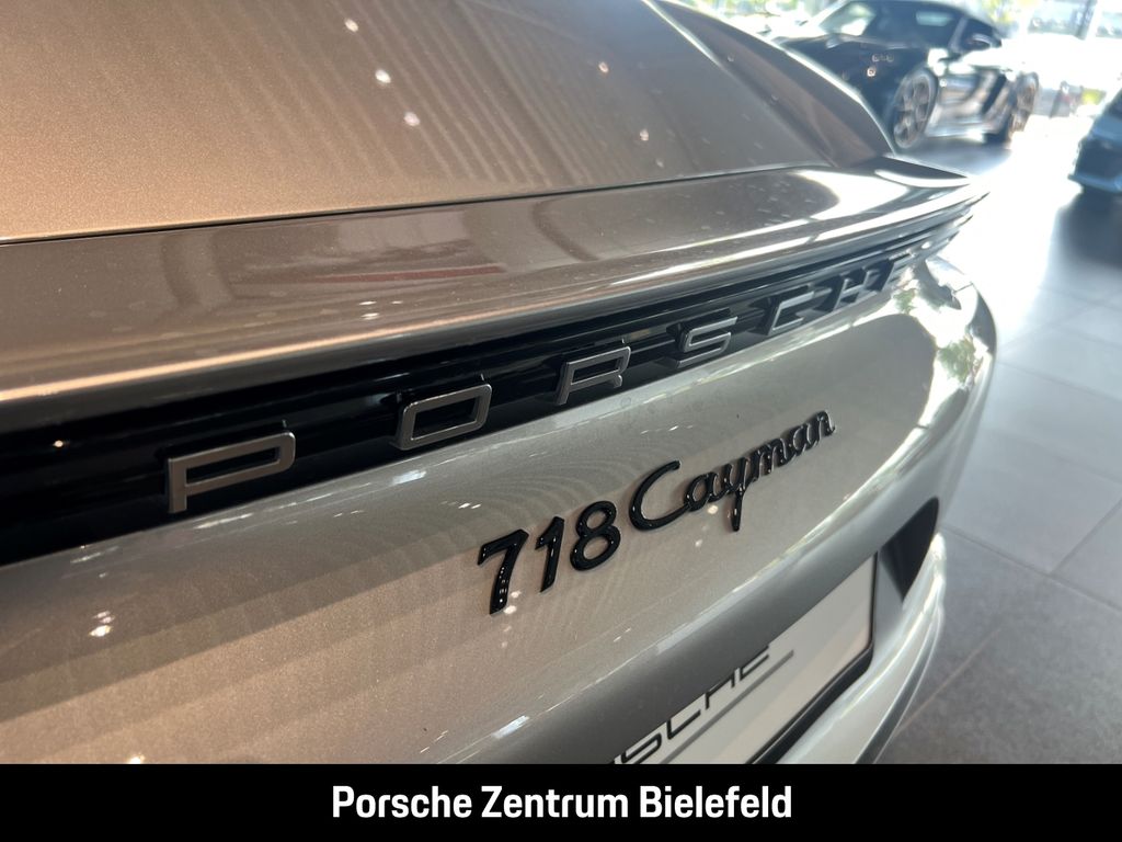 Porsche Cayman 2024