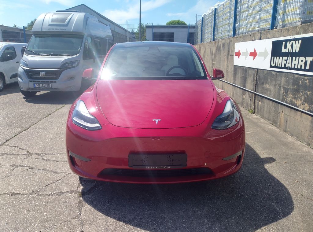 Tesla Model Y 2021