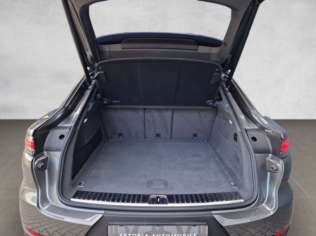 Porsche Cayenne 2021