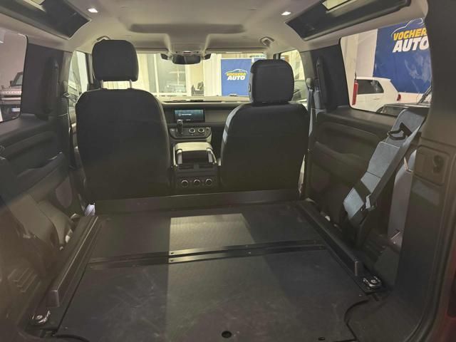 Land Rover Defender 2021