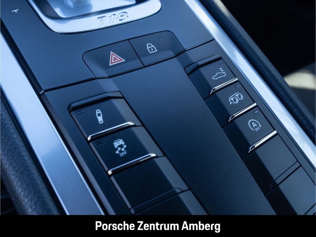 Porsche Cayman 2024