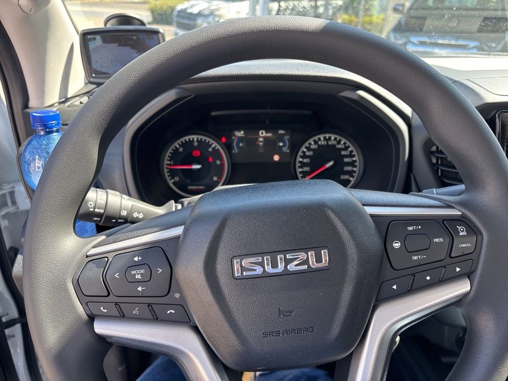 Isuzu D-Max 2025