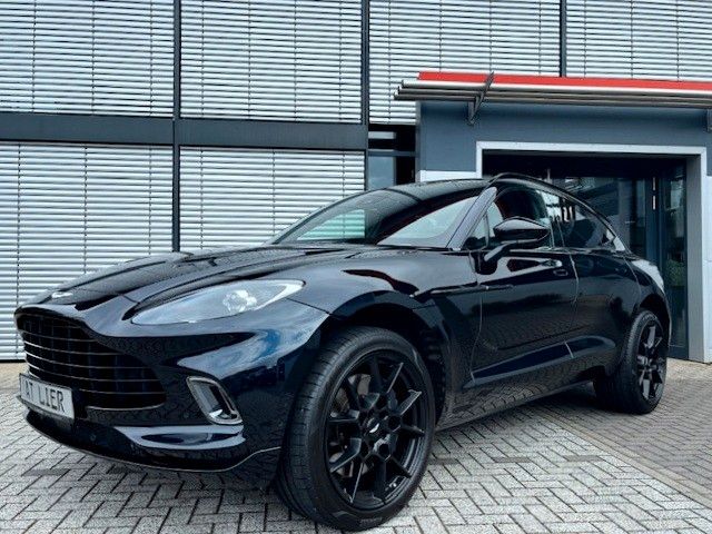 Aston Martin DBX 2022