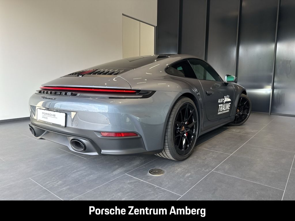 Porsche 992 2025