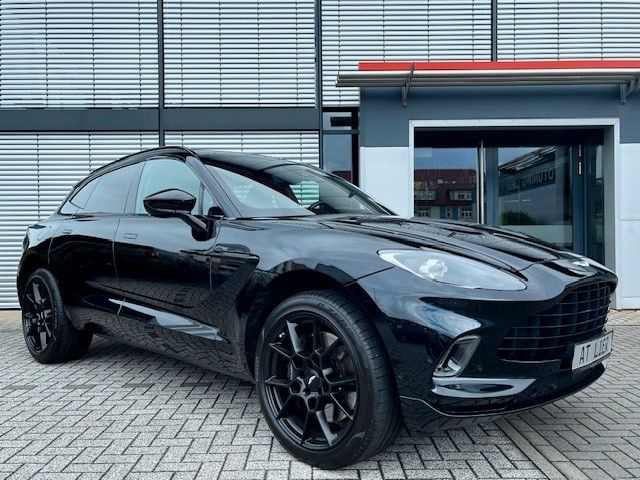 Aston Martin DBX 2022
