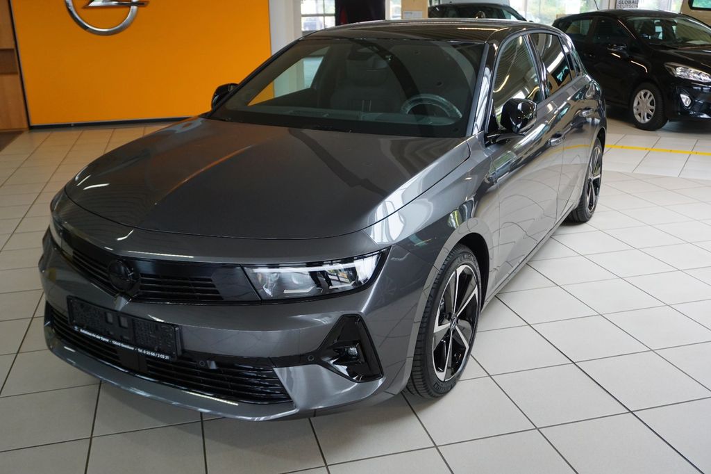 Opel Astra 2025