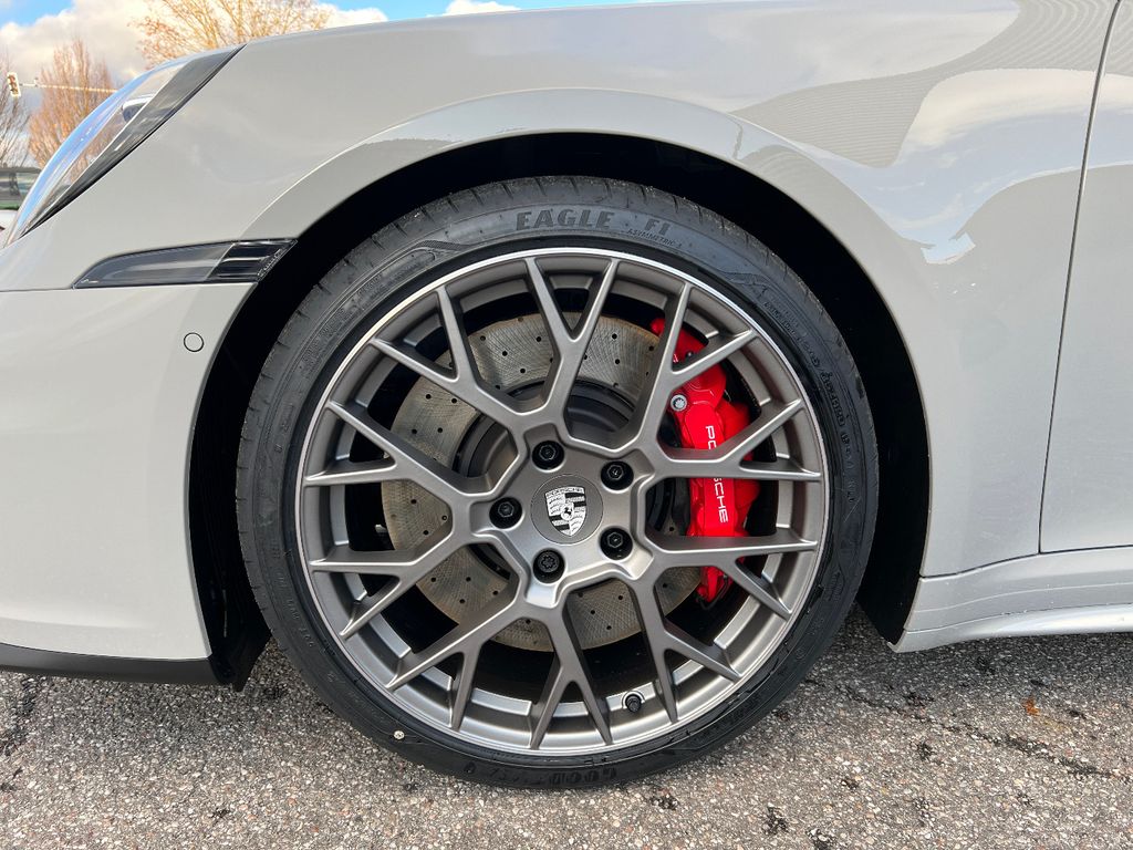 Porsche 992