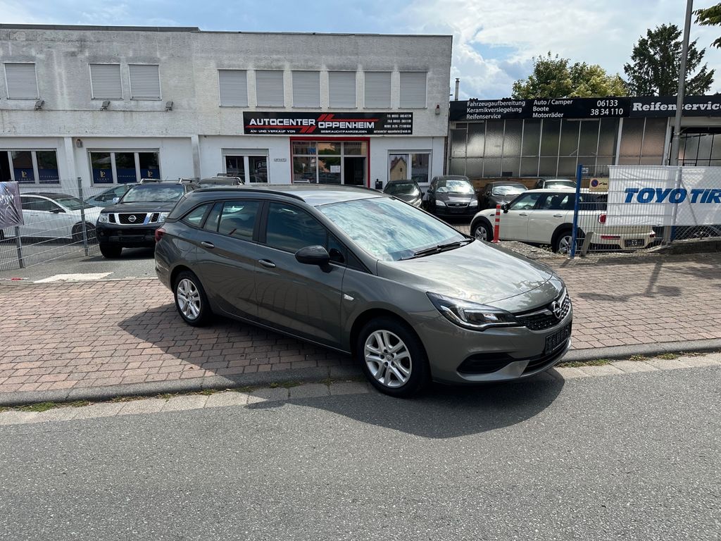 Opel Astra 2022