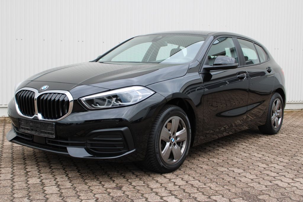 BMW 118 2023