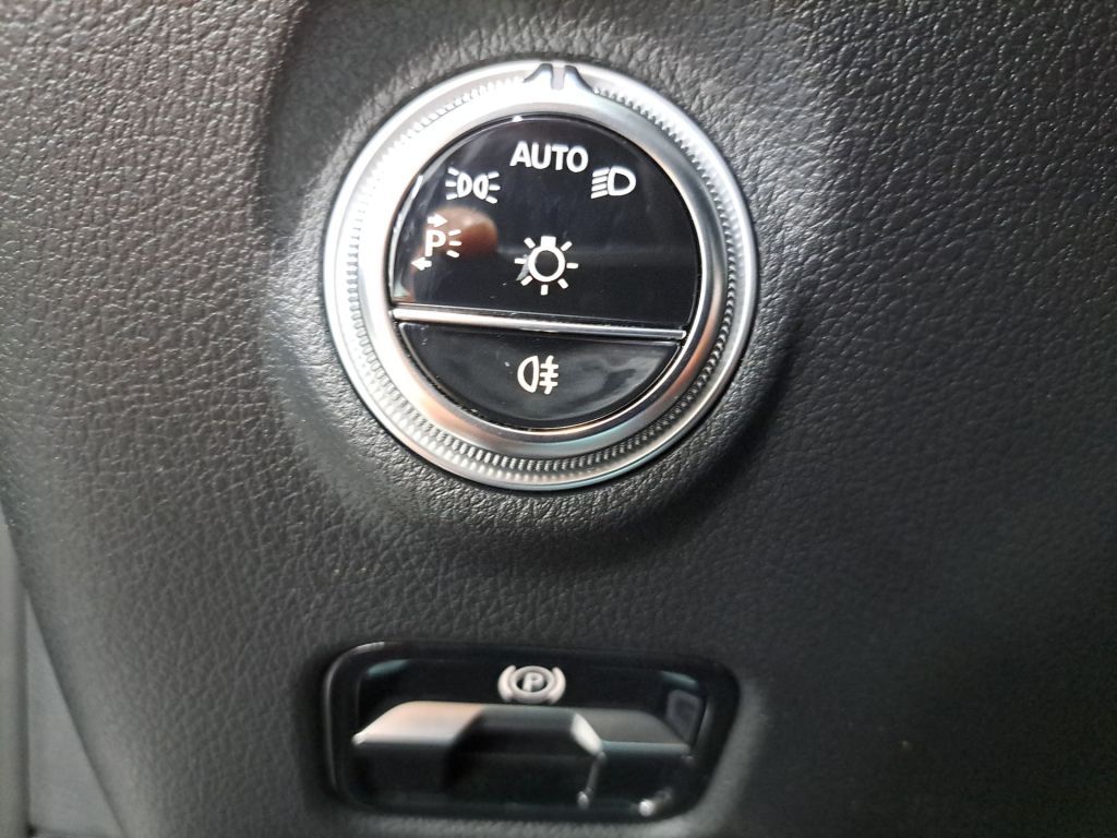 Mercedes-Benz C 200 2023