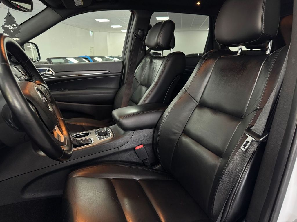 Jeep Grand Cherokee 2021