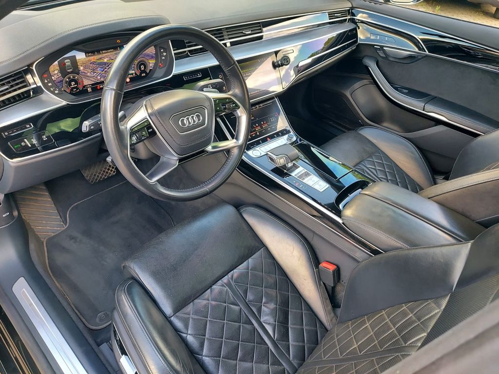 Audi A8 2021