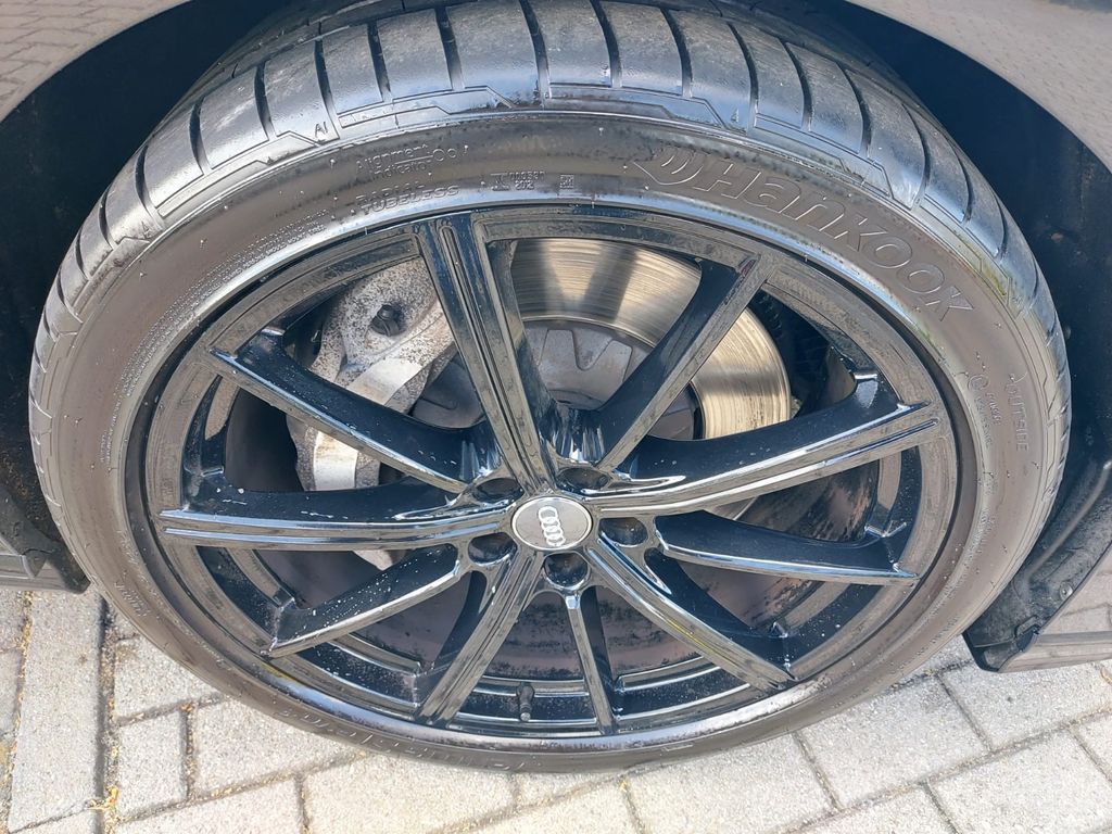Audi A8 2021