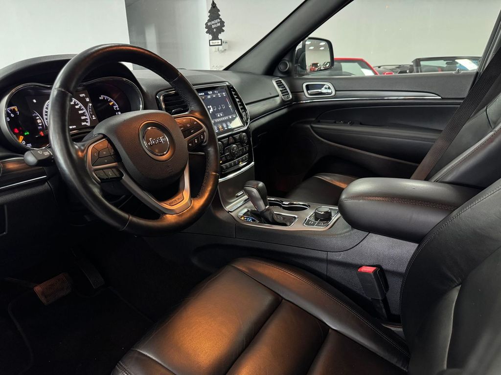 Jeep Grand Cherokee 2021