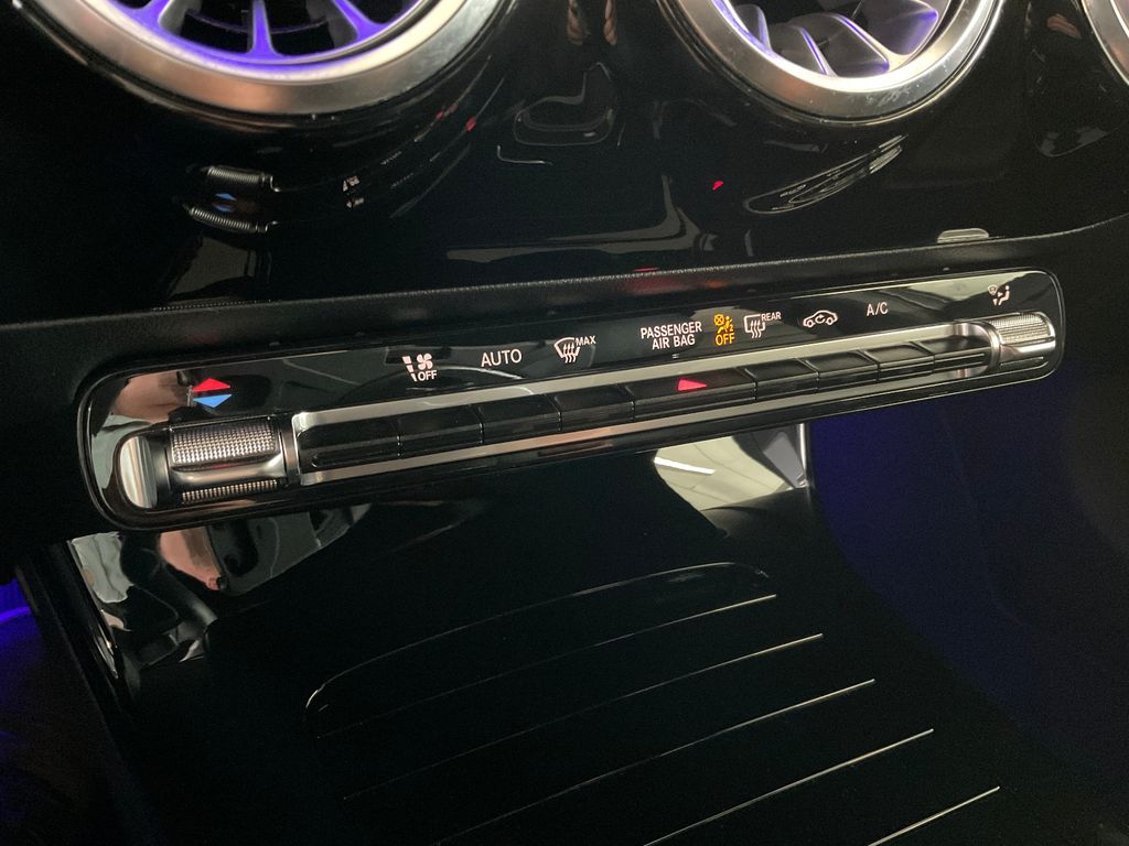 Mercedes-Benz A 200 2023