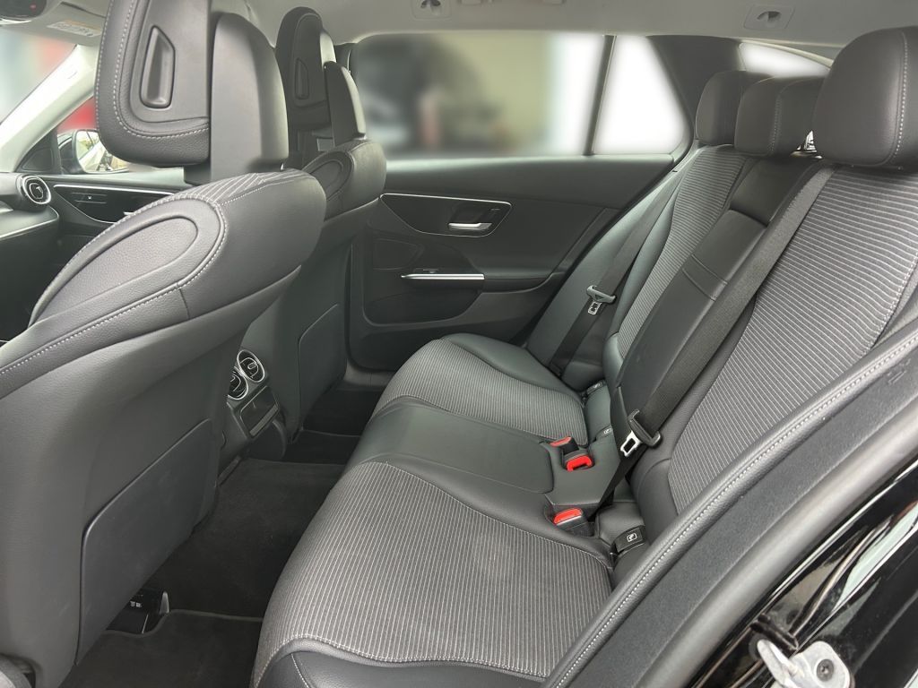 Mercedes-Benz C 200 2023