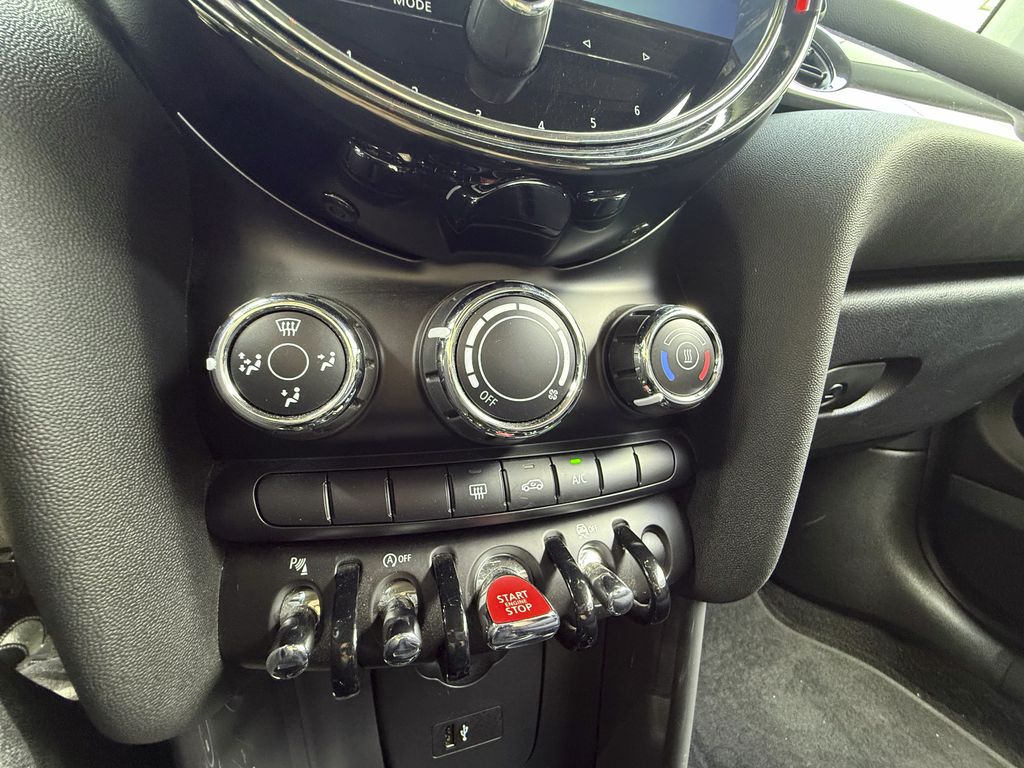 MINI One Cabrio 2021