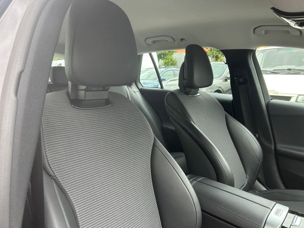 Mercedes-Benz C 200 2023