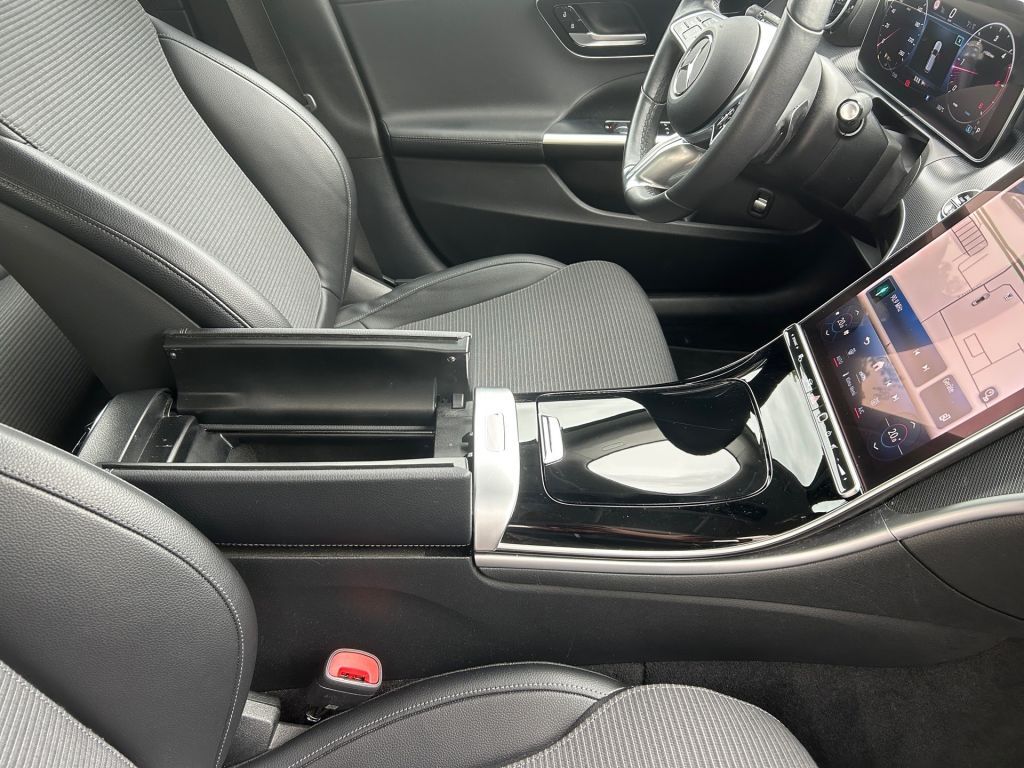 Mercedes-Benz C 200 2023