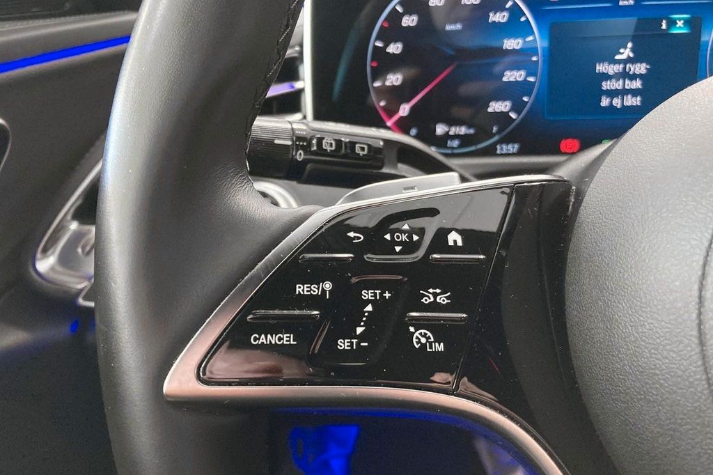 Mercedes-Benz E 300 2024