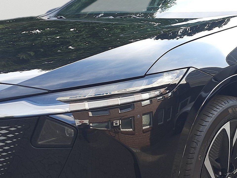 Mazda 6e 2025