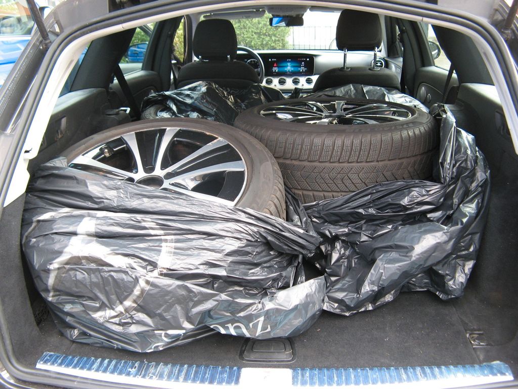 Mercedes-Benz E 300 2020