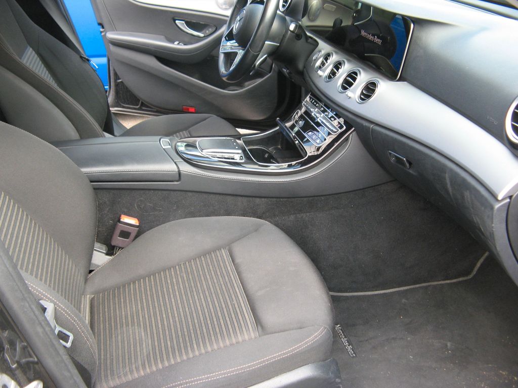 Mercedes-Benz E 300 2020