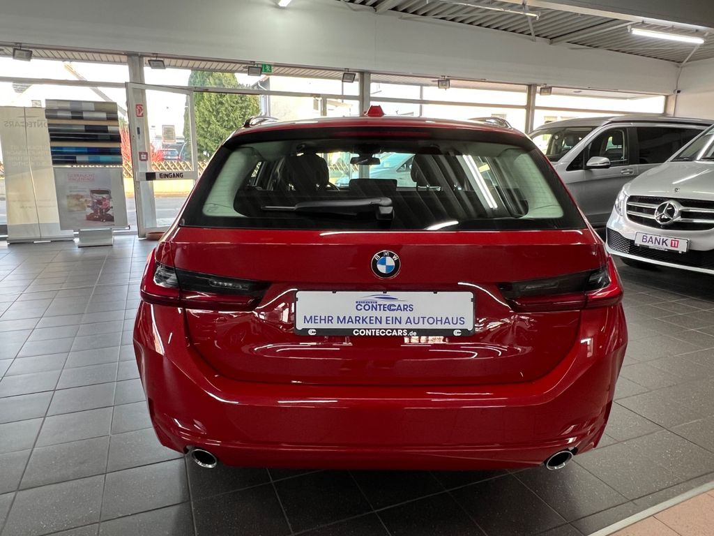 BMW 318 2022
