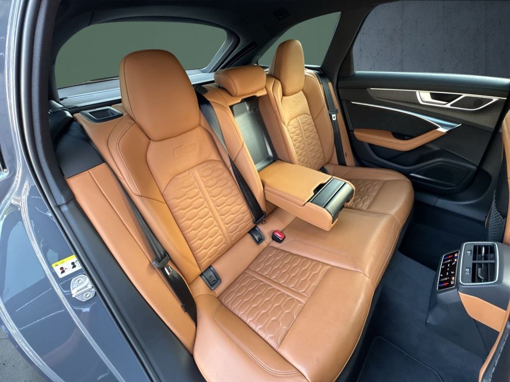 Audi RS6 2024