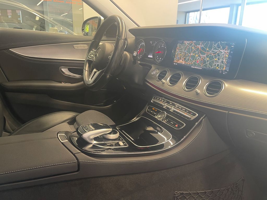 Mercedes-Benz E 220 2019