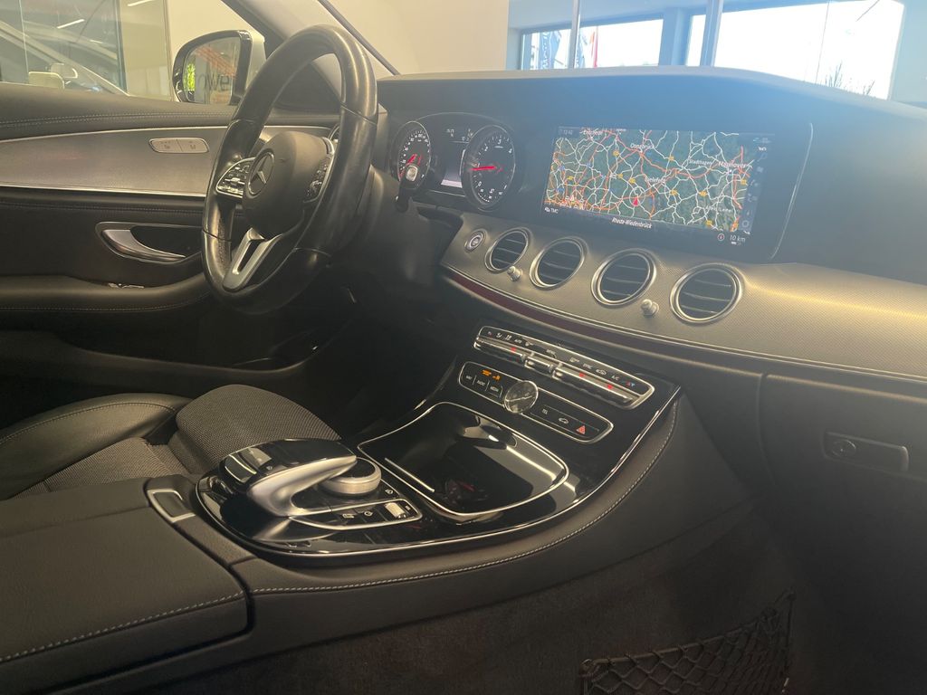 Mercedes-Benz E 220 2019