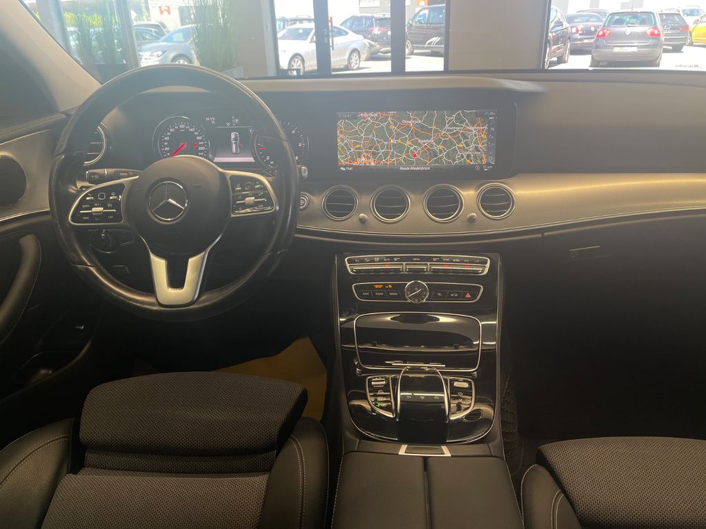 Mercedes-Benz E 220 2019