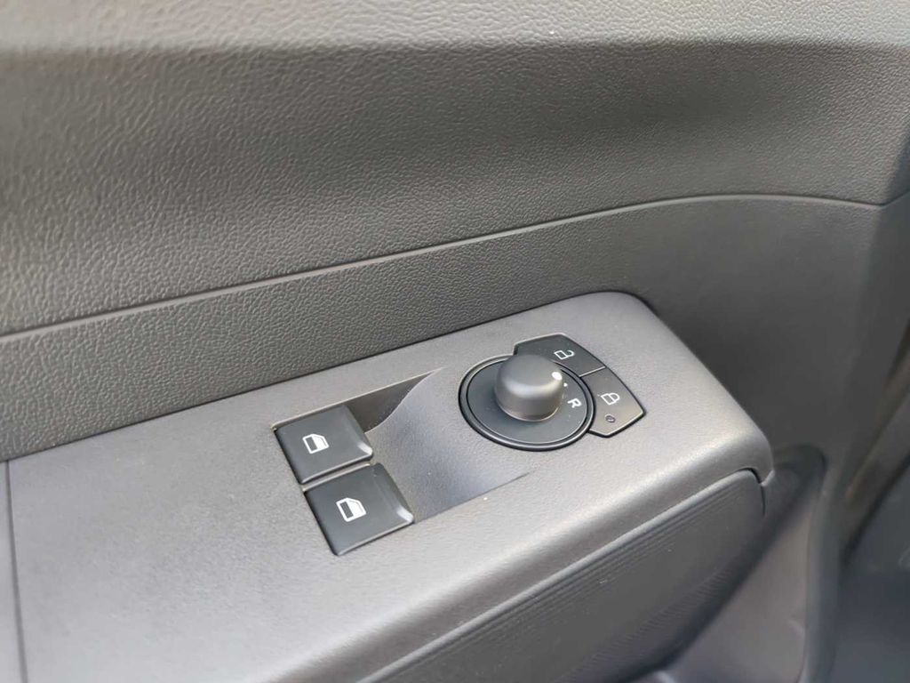 Ford Transit Courier 2025