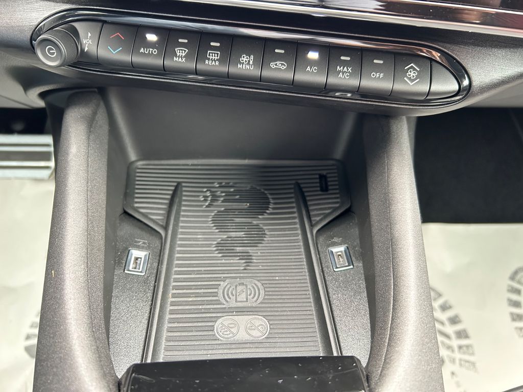 Alfa Romeo Junior 2025