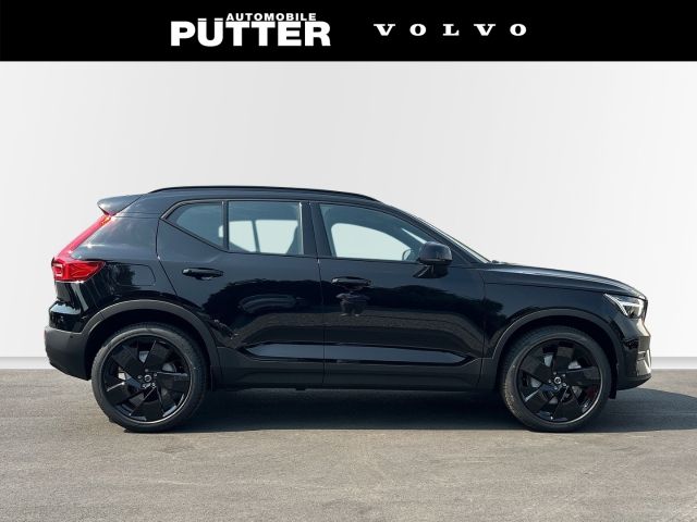 Volvo XC40 2025