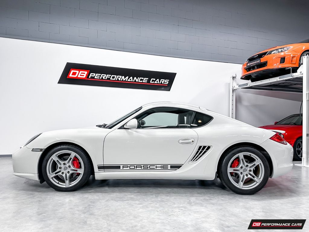 Porsche Cayman 2011