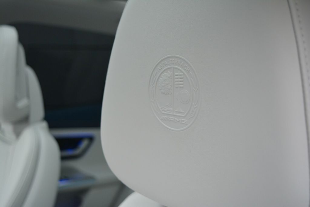 Mercedes-Benz EQE 2024