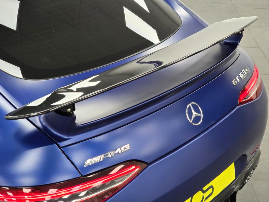 Mercedes-Benz AMG GT S 2021