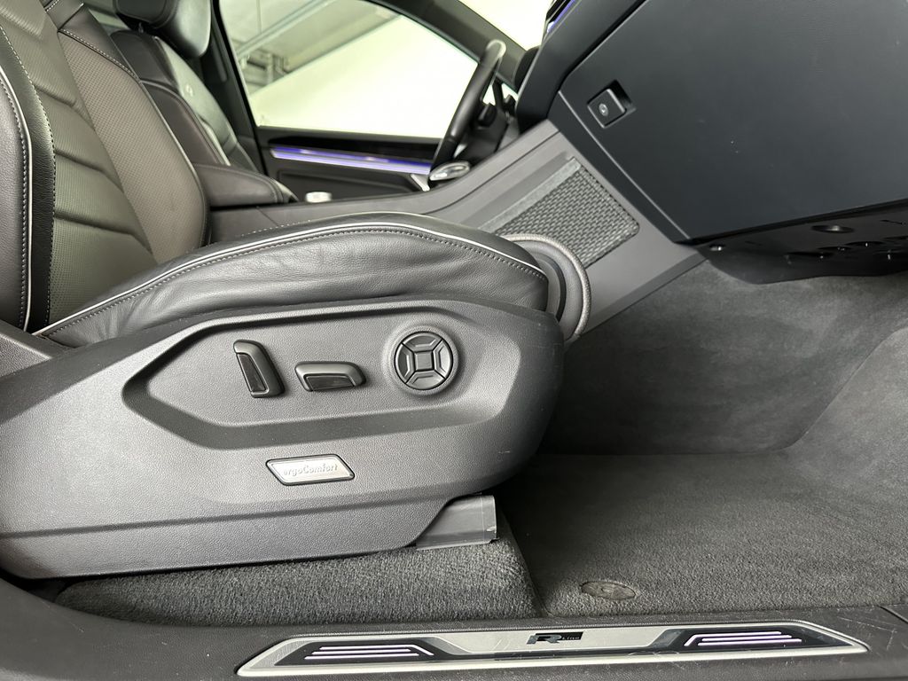 Volkswagen Touareg 2021