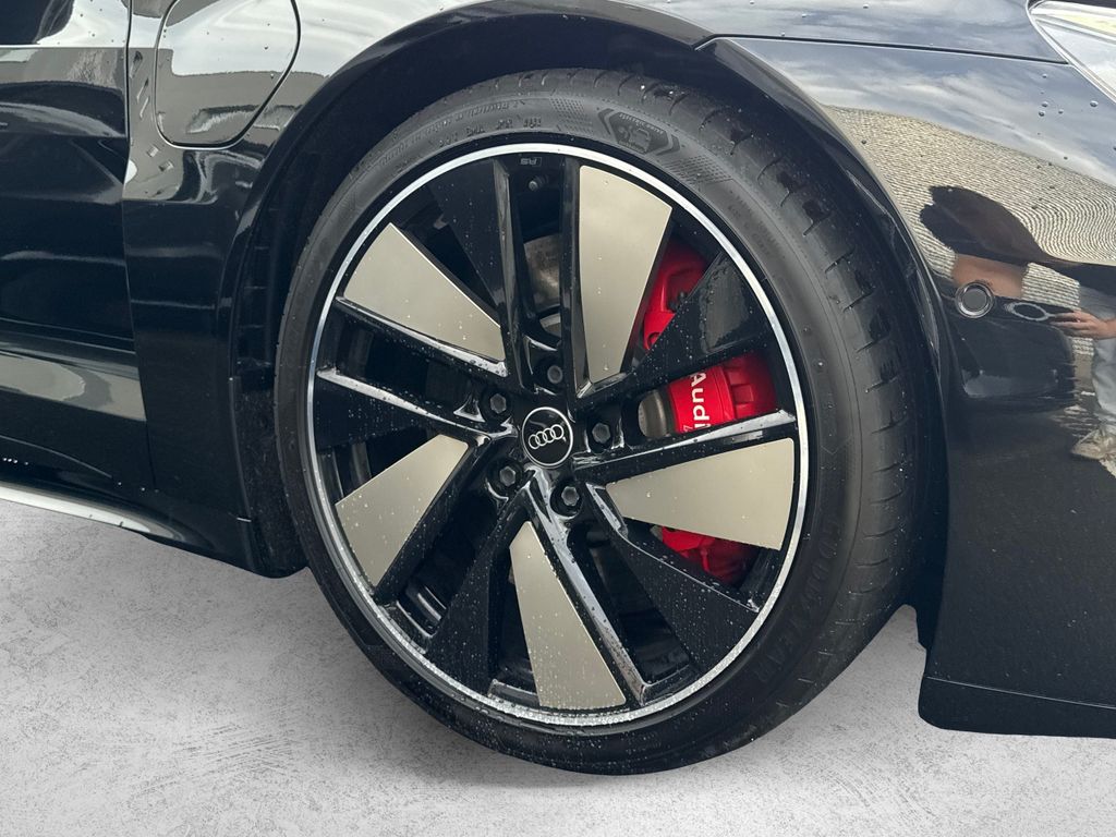 Audi RS e-tron GT 2023