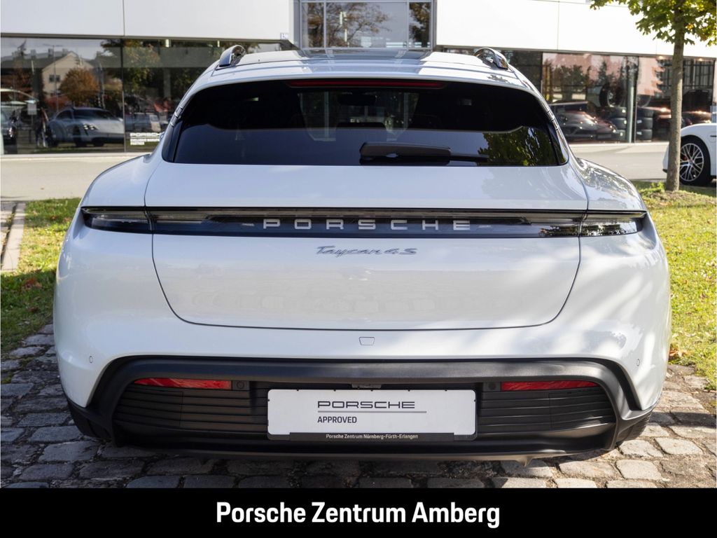 Porsche Taycan 2023