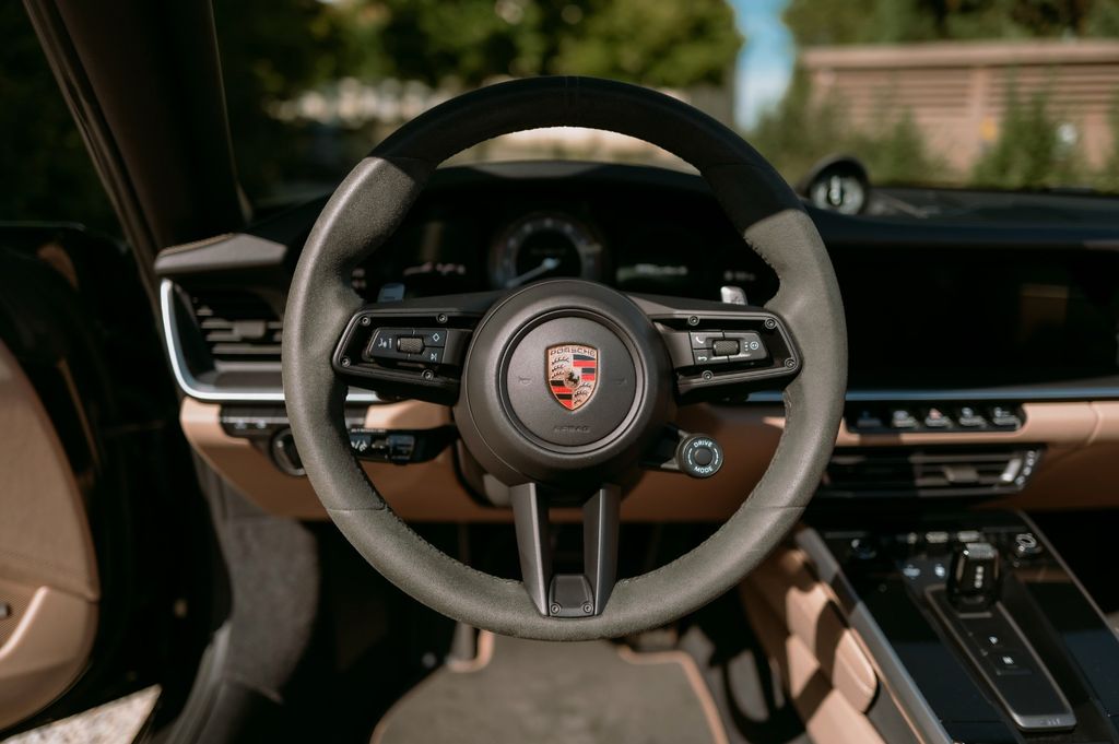 Porsche 992 2024