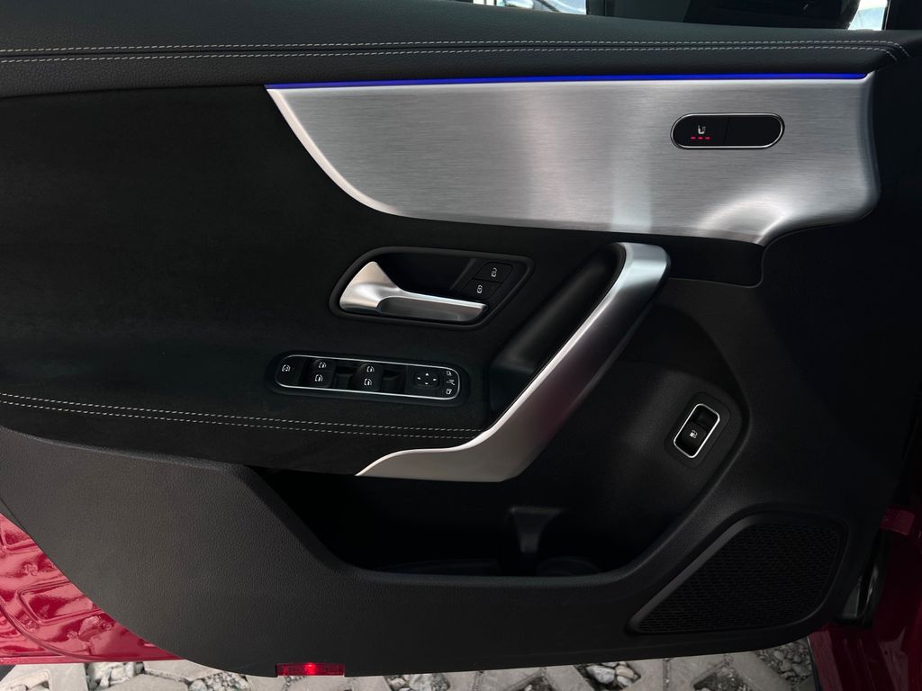 Mercedes-Benz A 250 2021