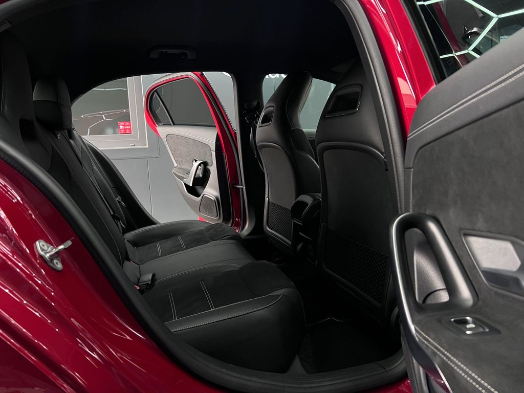 Mercedes-Benz A 250 2021