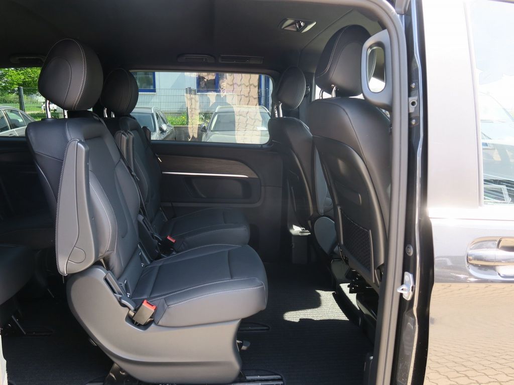 Mercedes-Benz V 300 2024