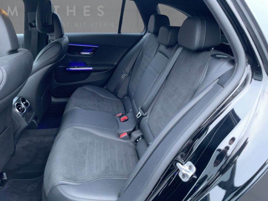 Mercedes-Benz C 220 2025