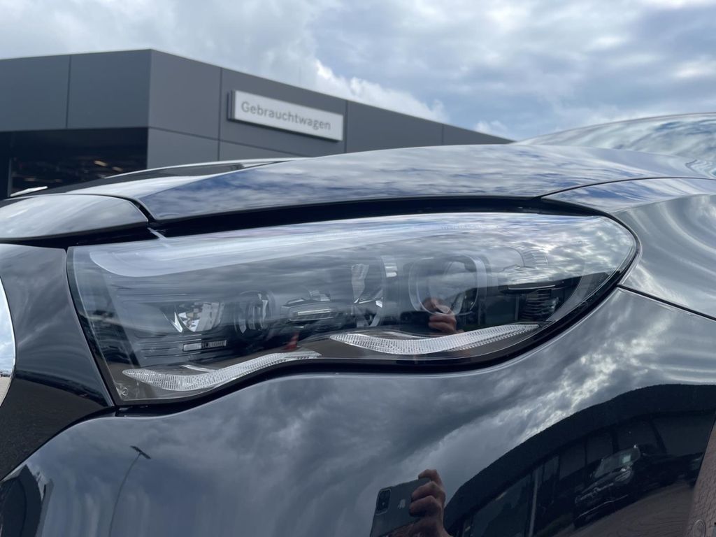 Mercedes-Benz E 300 2025