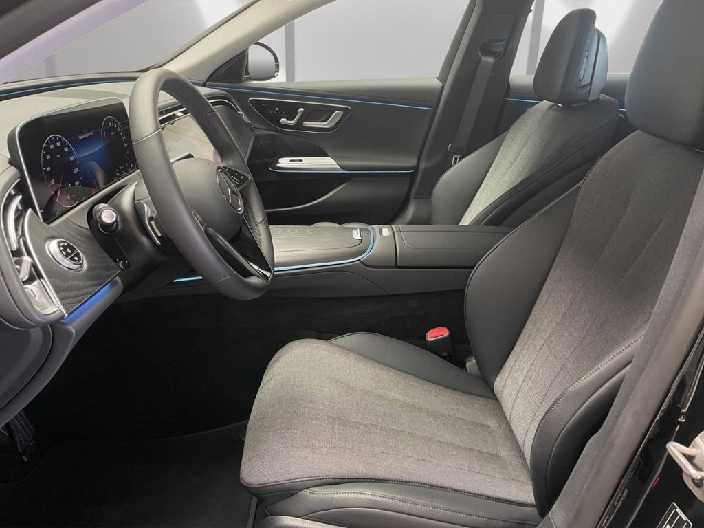 Mercedes-Benz E 300 2025