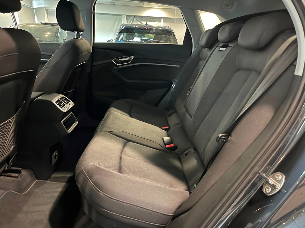 Audi e-tron 2021